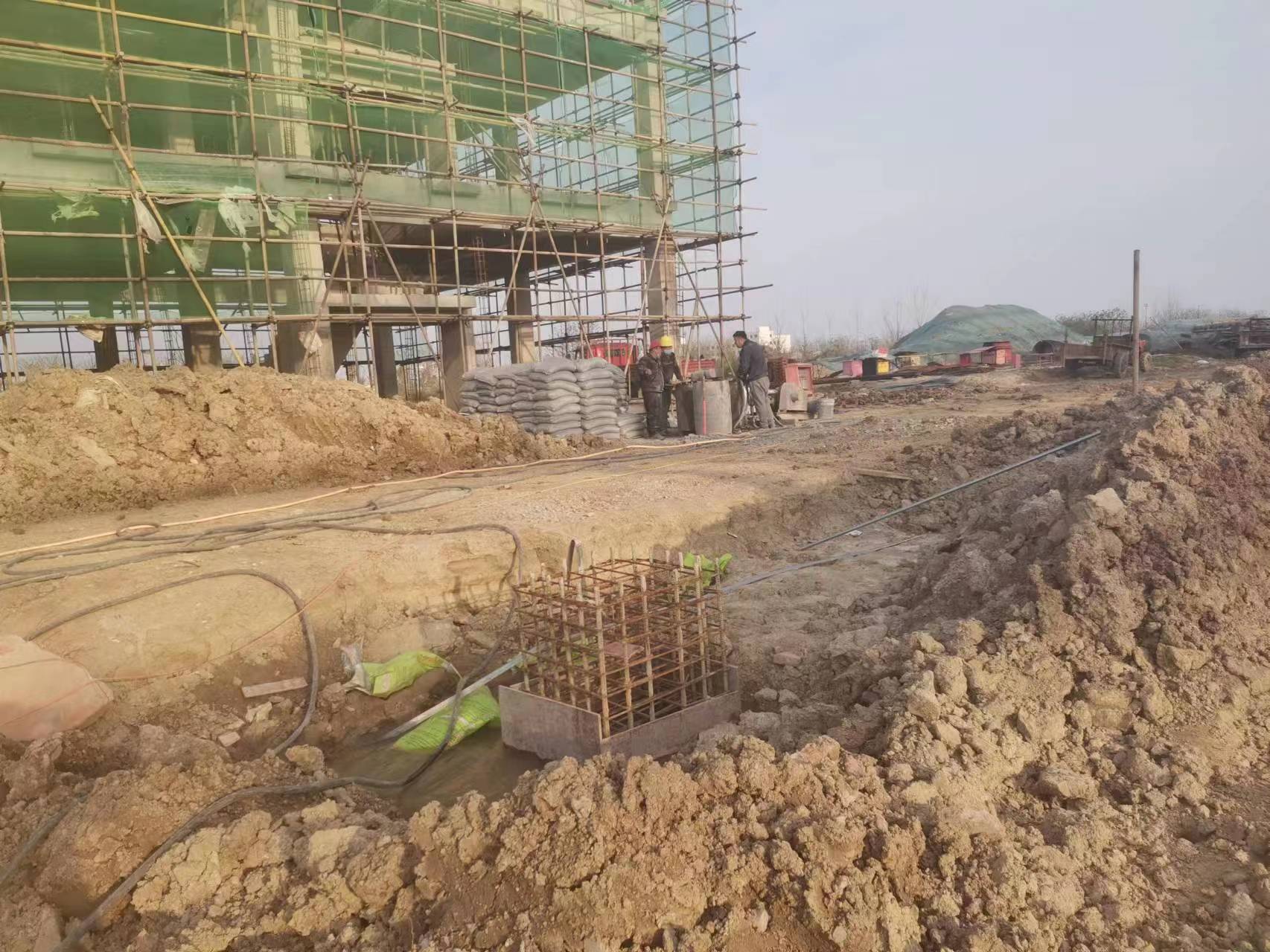 坡头当桥梁出现裂缝的时候应该及时加固修补